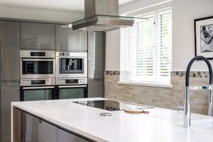 Kitchen- click for photo gallery